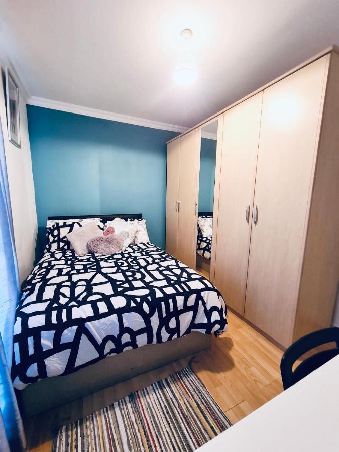 Stunning 3 Bedroom Flat In Stockwell Appartement Londres