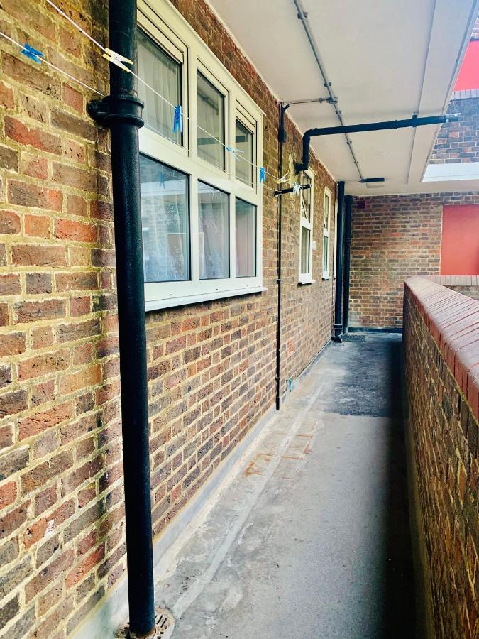 Stunning 3 Bedroom Flat In Stockwell Appartement Londres